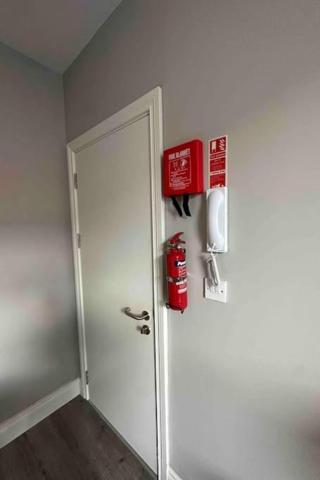 Private Cosy Studio - A1 Location Apartment Дъблин Екстериор снимка
